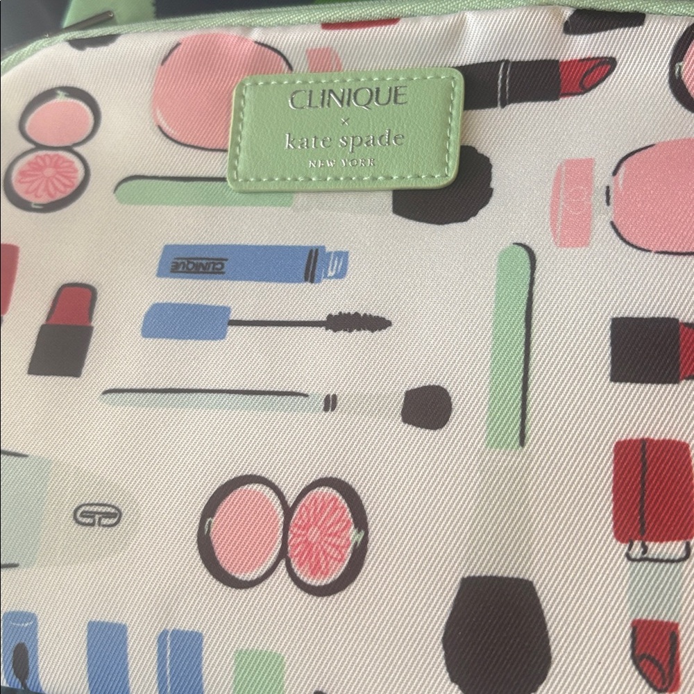 Multicolor Cosmetic Bag Set - Picture 3 of 5